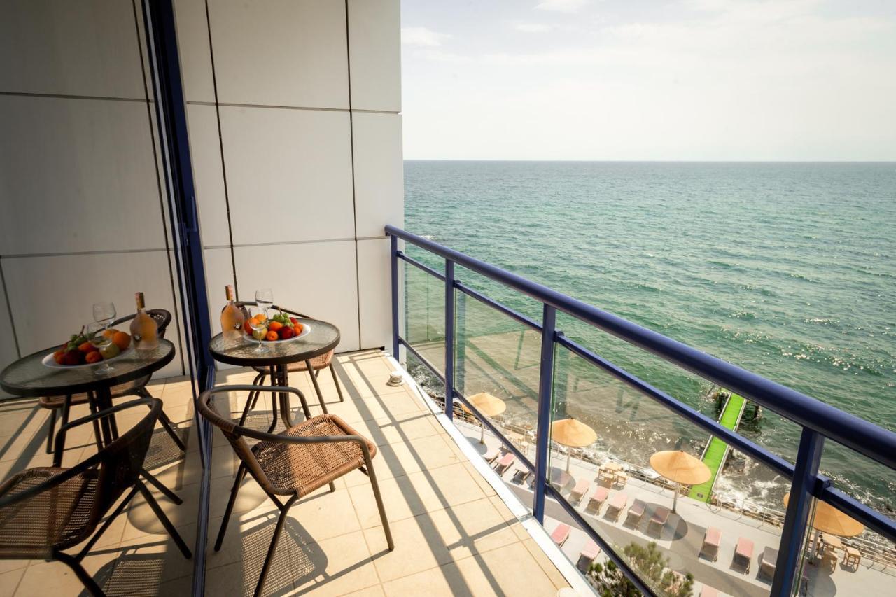 Maristella Marine Residence Odessa Ngoại thất bức ảnh