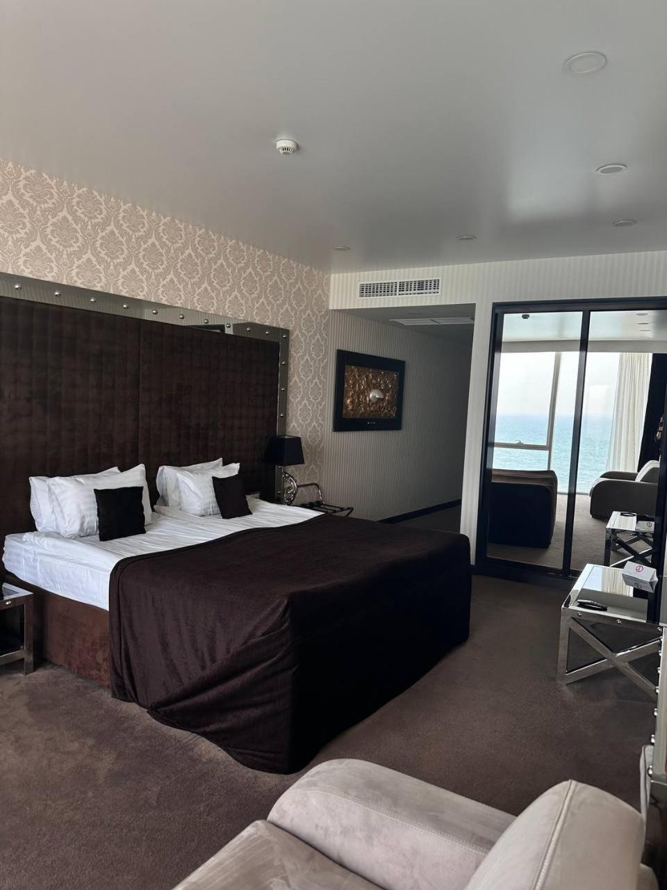 Maristella Marine Residence Odessa Ngoại thất bức ảnh