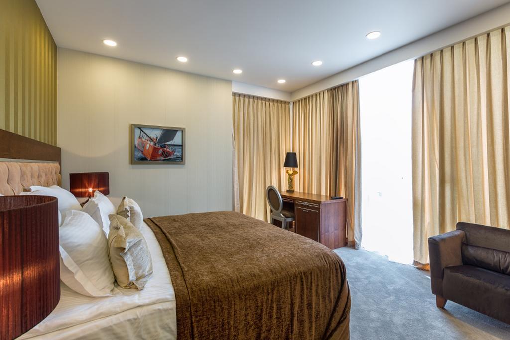 Maristella Marine Residence Odessa Ngoại thất bức ảnh